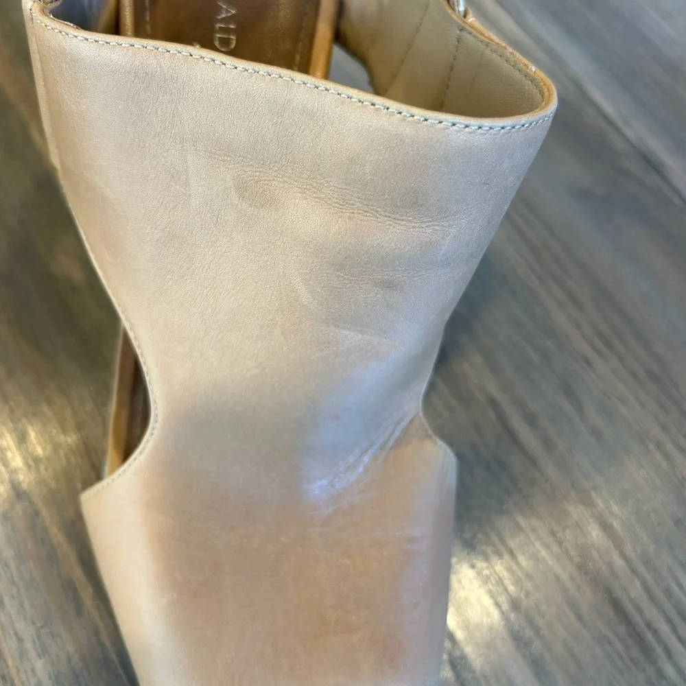 Womens Donald Pliner Katya Sand Leather Slingback Open Toe Block Heels Size 9M